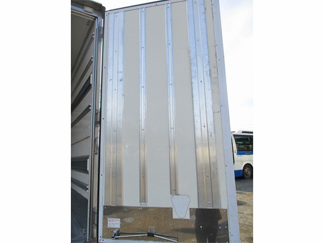 日野デュトロ冷凍車（冷蔵車）小型（2t・3t）[写真14]