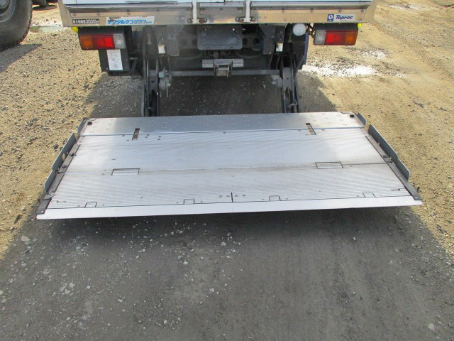 日野デュトロ冷凍車（冷蔵車）小型（2t・3t）[写真15]