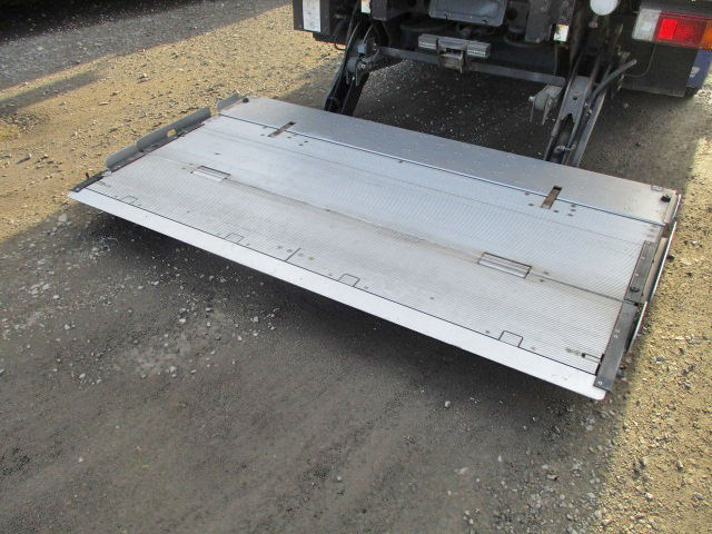 日野デュトロ冷凍車（冷蔵車）小型（2t・3t）[写真16]