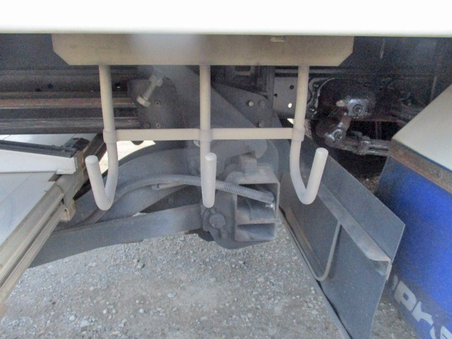 日野デュトロ冷凍車（冷蔵車）小型（2t・3t）[写真21]