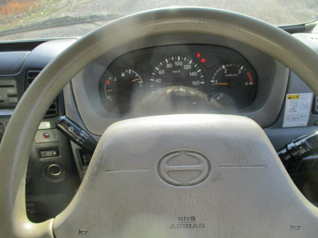 日野デュトロ冷凍車（冷蔵車）小型（2t・3t）[写真36]