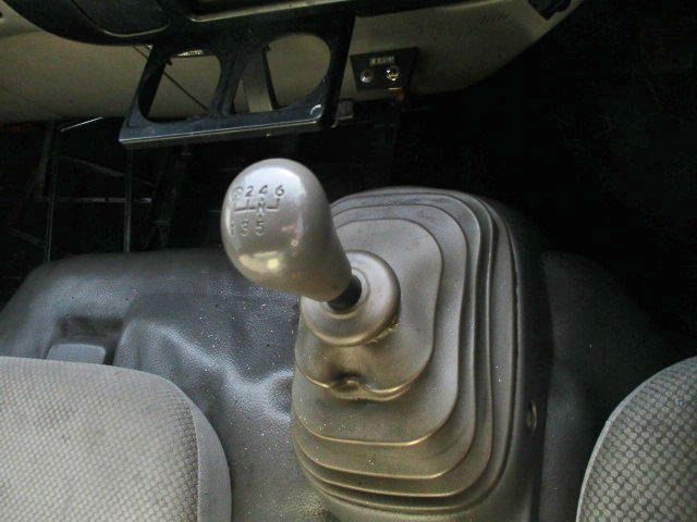 日野デュトロ冷凍車（冷蔵車）小型（2t・3t）[写真38]