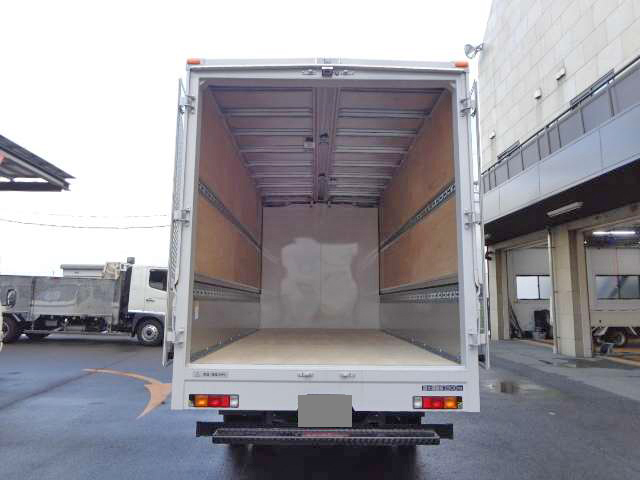 三菱ふそうキャンターアルミウイング小型（2t・3t）[写真08]