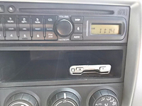 UDトラックスクオントレーラーヘッド（トラクターヘッド）大型（10t）[写真30]