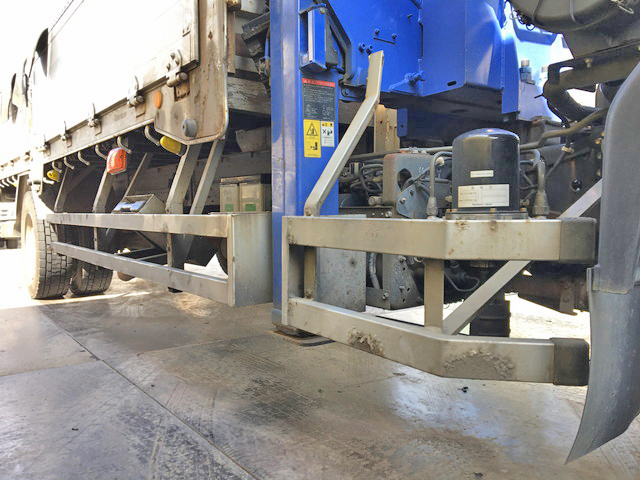 いすゞフォワードクレーン4段増トン（6t・8t）[写真23]