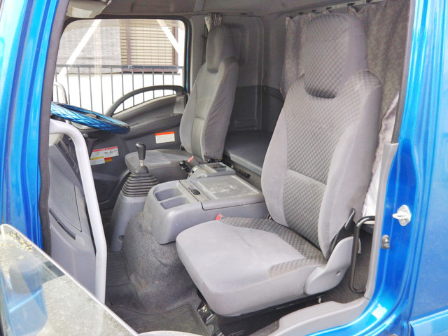 いすゞフォワードクレーン4段増トン（6t・8t）[写真34]