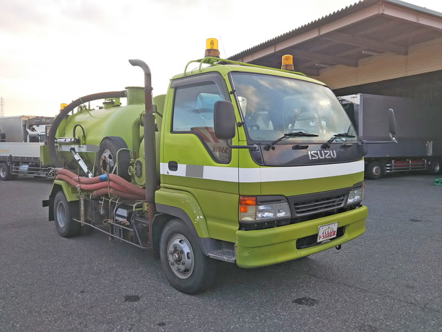 いすゞフォワードジャストン汚泥吸引車中型（4t）[写真03]