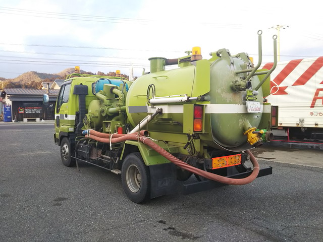 いすゞフォワードジャストン汚泥吸引車中型（4t）[写真04]