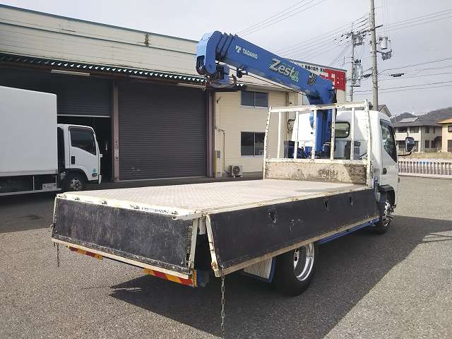 三菱ふそうキャンタークレーン4段小型（2t・3t）[写真13]