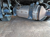 三菱ふそうキャンター平ボディ小型（2t・3t）[写真13]