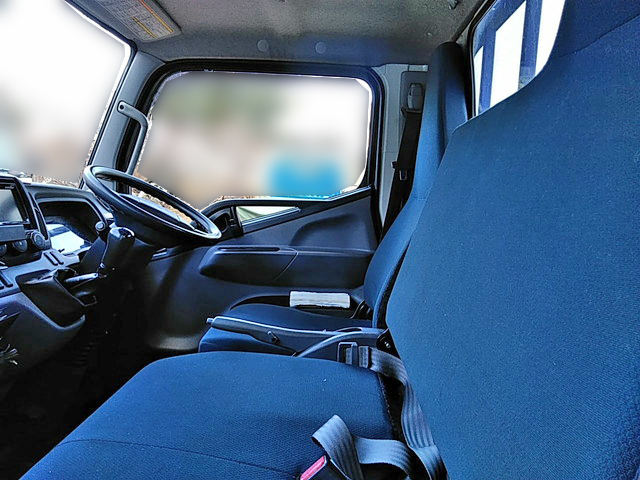 三菱ふそうキャンター平ボディ小型（2t・3t）[写真25]