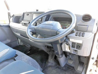 日産アトラスアルミバン小型（2t・3t）[写真30]