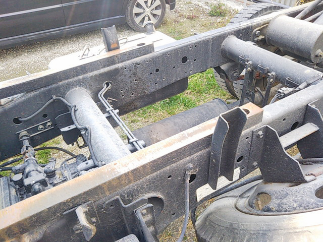 三菱ふそうキャンターダンプ小型（2t・3t）[写真16]