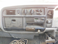 三菱ふそうキャンターダンプ小型（2t・3t）[写真26]