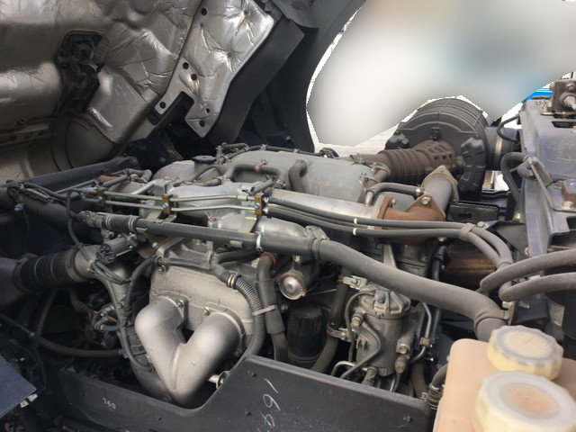 いすゞギガアルミウイング大型（10t）[写真18]