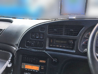 いすゞギガアルミウイング大型（10t）[写真22]