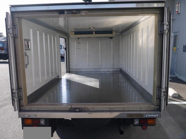 トヨタダイナ冷凍車（冷蔵車）小型（2t・3t）[写真07]