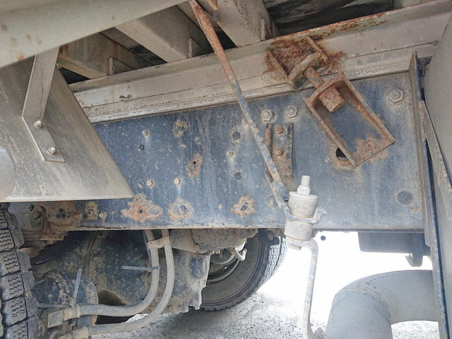 三菱ふそうスーパーグレートアルミブロック大型（10t）[写真17]