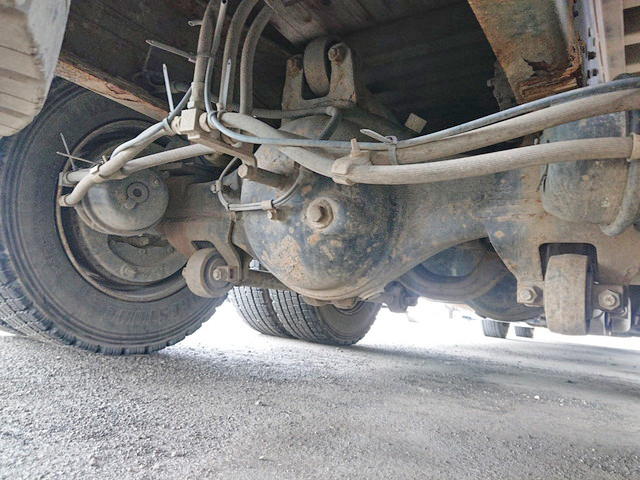 三菱ふそうスーパーグレートアルミブロック大型（10t）[写真21]