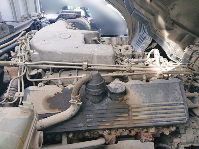 三菱ふそうスーパーグレートアルミブロック大型（10t）[写真23]