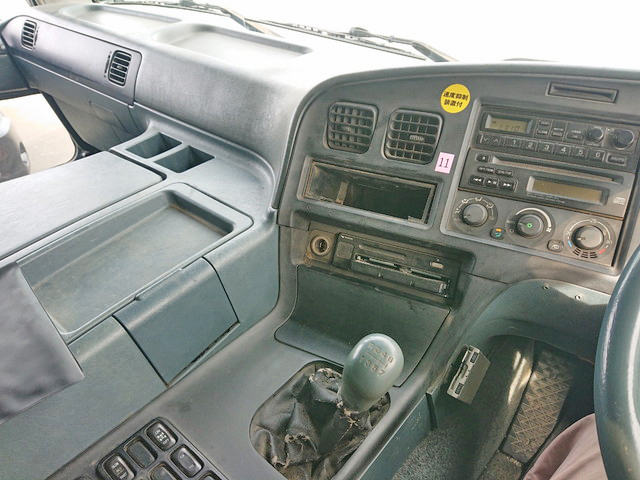 三菱ふそうスーパーグレートアルミブロック大型（10t）[写真27]