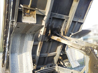 日野レンジャーダンプ中型（4t）[写真09]