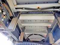 いすゞフォワードアルミウイング増トン（6t・8t）[写真14]