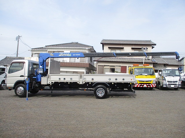 三菱ふそうキャンタークレーン4段小型（2t・3t）[写真06]