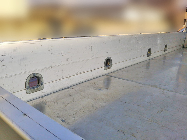 UDトラックスコンドルクレーン5段中型（4t）[写真12]