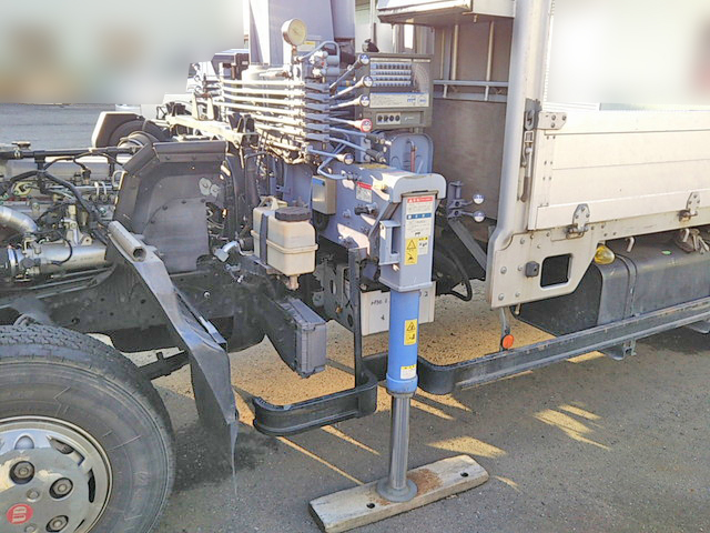 UDトラックスコンドルクレーン5段中型（4t）[写真17]