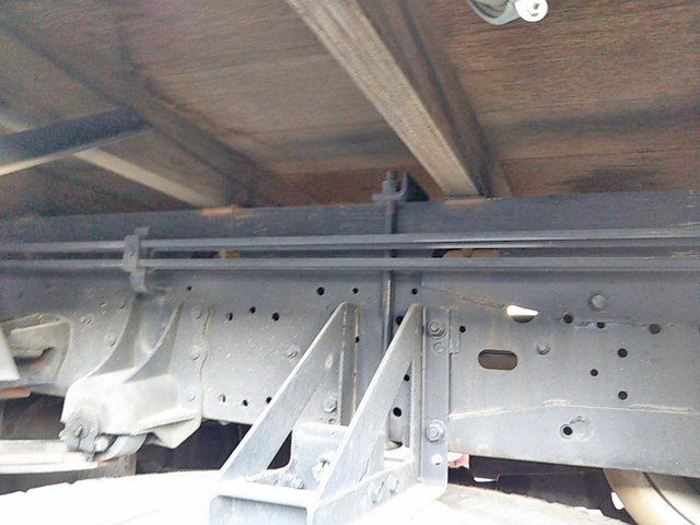 UDトラックスコンドルクレーン5段中型（4t）[写真24]