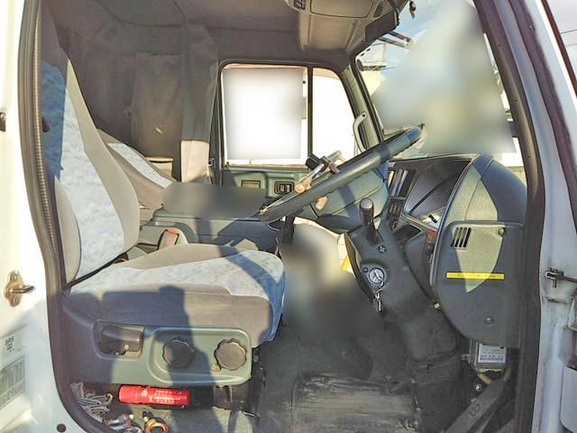 UDトラックスコンドルクレーン5段中型（4t）[写真34]