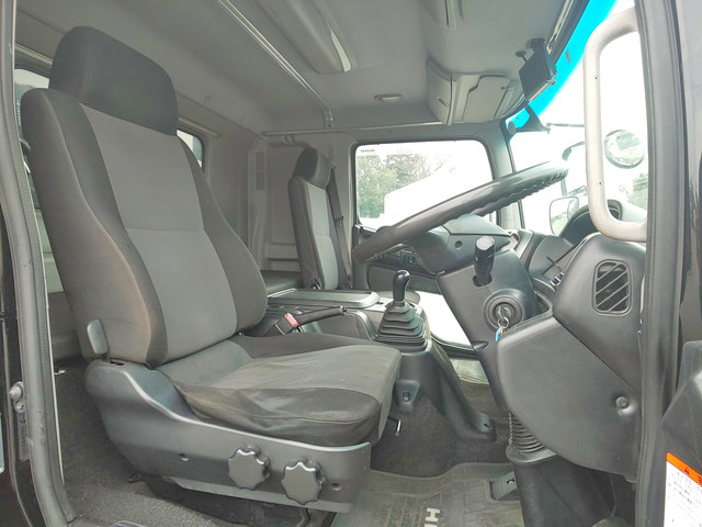 日野レンジャーアルミウイング中型（4t）[写真29]