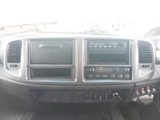 日野レンジャーアルミウイング中型（4t）[写真35]