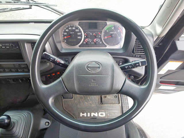 日野レンジャーアルミウイング中型（4t）[写真36]