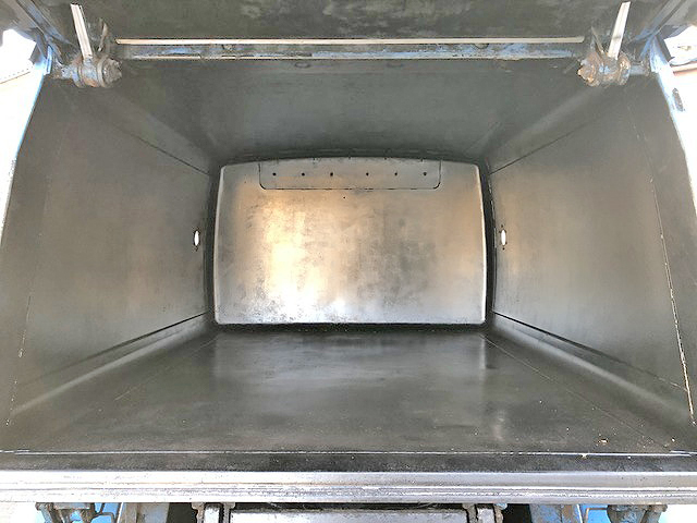 三菱ふそうキャンターパッカー車（塵芥車）小型（2t・3t）[写真14]