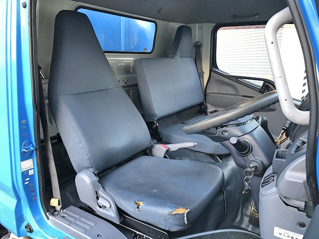 三菱ふそうキャンターパッカー車（塵芥車）小型（2t・3t）[写真35]