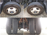 三菱ふそうキャンター平ボディ小型（2t・3t）[写真16]