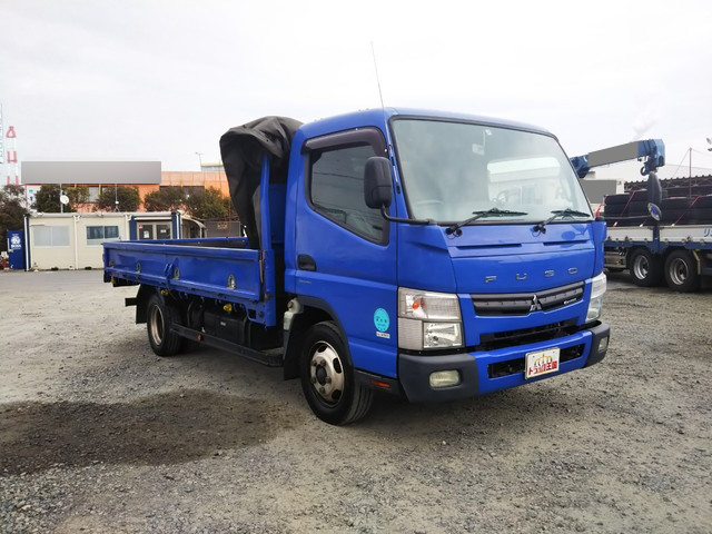 三菱ふそうキャンター平ボディ小型（2t・3t）[写真03]