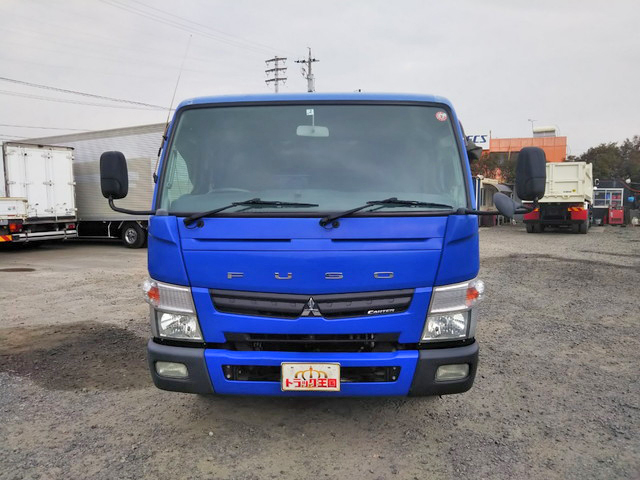 三菱ふそうキャンター平ボディ小型（2t・3t）[写真07]