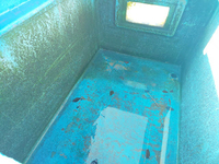 いすゞエルフ活魚運搬車小型（2t・3t）[写真13]