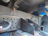 いすゞエルフ活魚運搬車小型（2t・3t）[写真19]