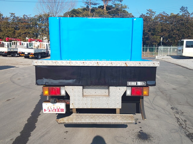 いすゞエルフ活魚運搬車小型（2t・3t）[写真09]