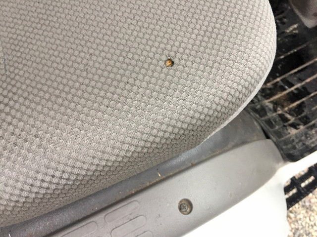 トヨタトヨエース平ボディ小型（2t・3t）[写真24]