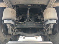 UDトラックスクオンアルミウイング大型（10t）[写真16]