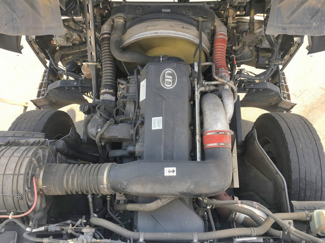 UDトラックスクオンアルミウイング大型（10t）[写真19]