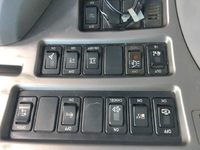 UDトラックスクオンアルミウイング大型（10t）[写真32]