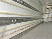 いすゞフォワード冷凍車（冷蔵車）中型（4t）[写真11]