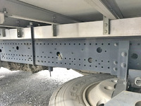 いすゞフォワード冷凍車（冷蔵車）中型（4t）[写真21]