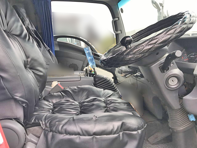 いすゞフォワード冷凍車（冷蔵車）中型（4t）[写真22]